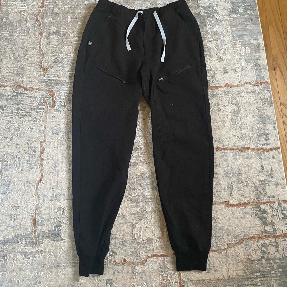 Mens Figs scrub pants